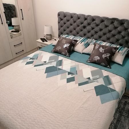 Jm Apartman ชาชาค ภายนอก รูปภาพ